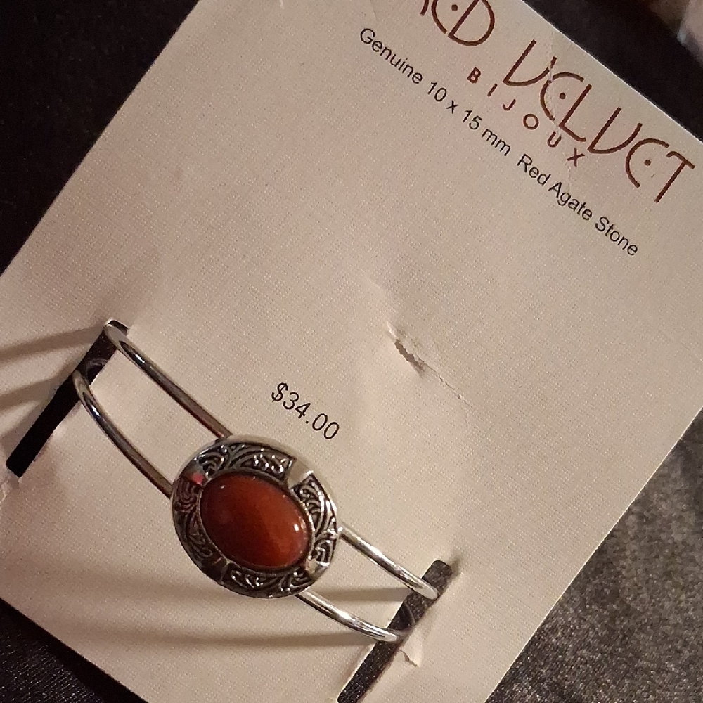 Red Velvet Bijoux Silver and Red Agate Bracelet